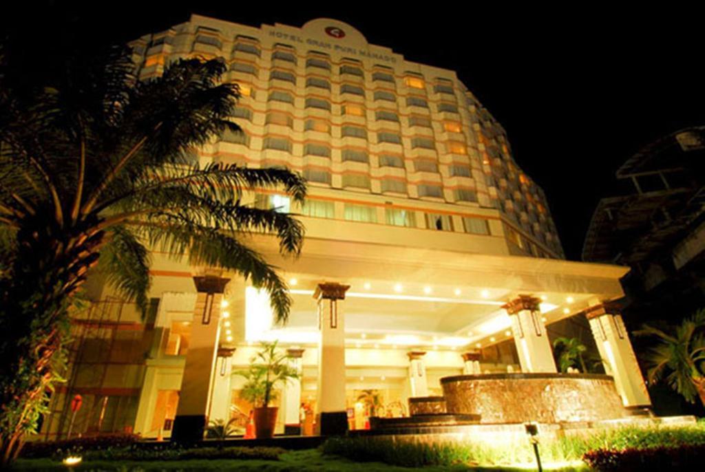 Hotel Gran Puri Manado Buitenkant foto